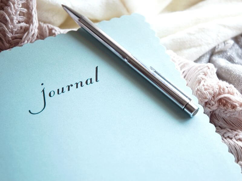 keep a food journal when quitting alcohol